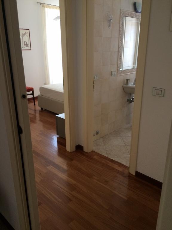 Apartment Largo Del Teatro Porto San Giorgio Bilik gambar